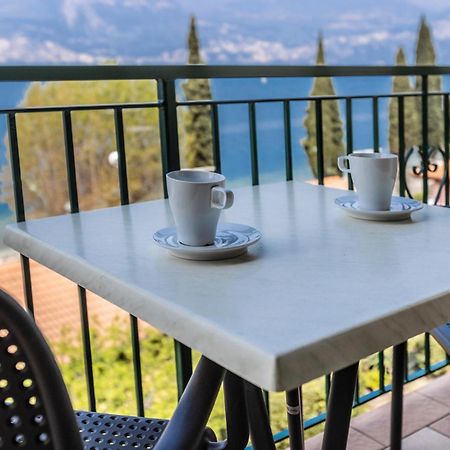 Residence Solei Classic & Plus Brenzone sul Garda Dış mekan fotoğraf