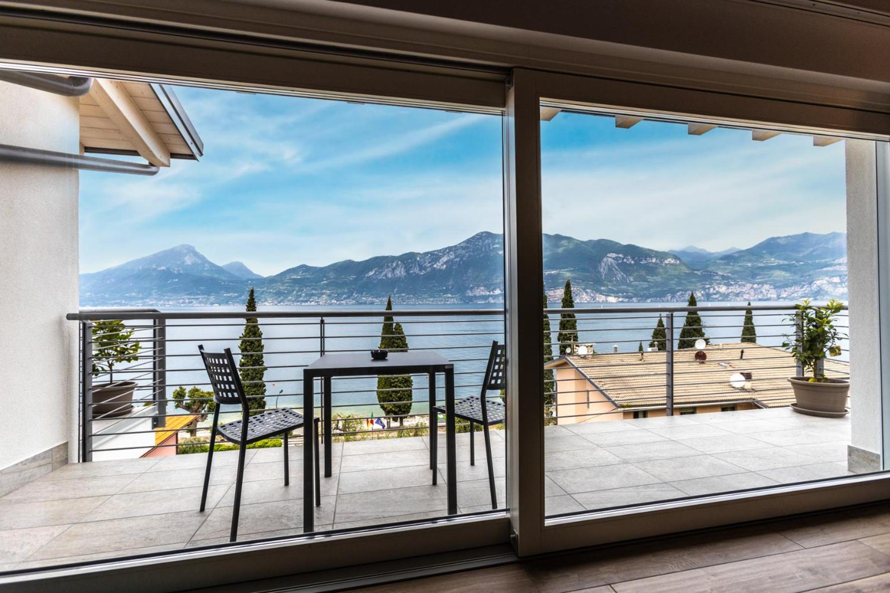 Residence Solei Classic & Plus Brenzone sul Garda Dış mekan fotoğraf