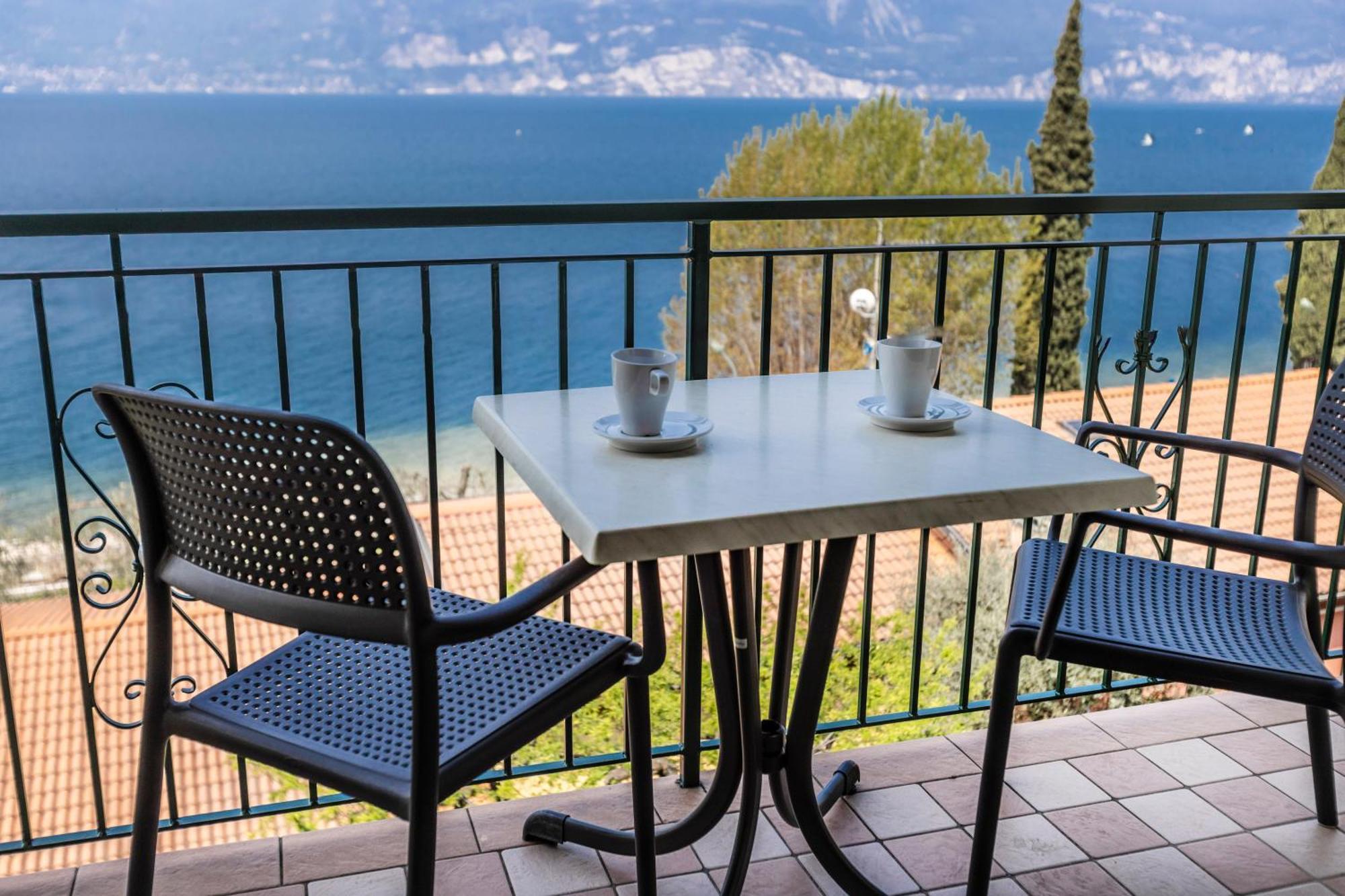 Residence Solei Classic & Plus Brenzone sul Garda Dış mekan fotoğraf